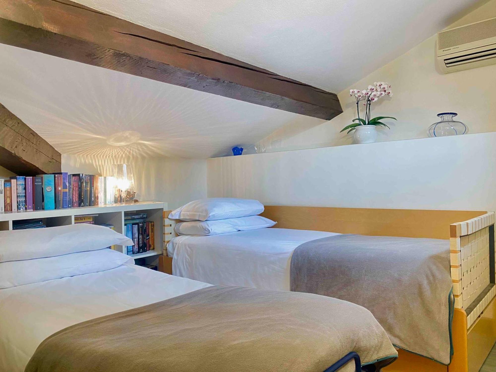 Ca Moro - Elegant With Private Terrace Appartamento *